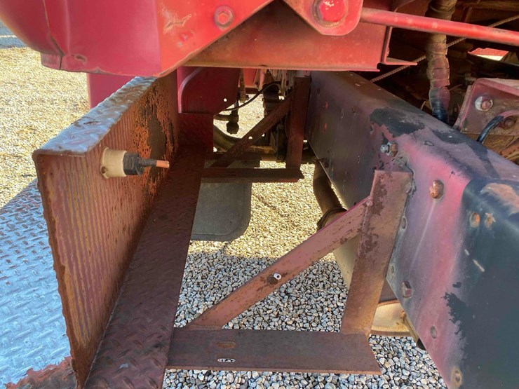 1970-international-2010a-fleetstar-firetruck-image-30