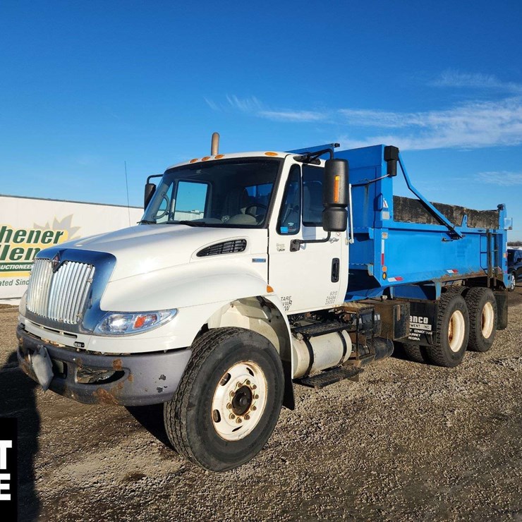 2009 INTERNATIONAL DURASTAR 4400