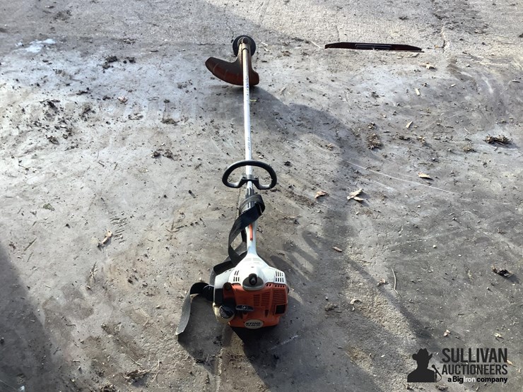 stihl-fs-56-rc-grass-trimmer-image-3