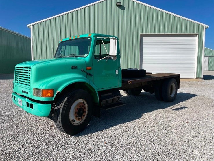 international-4700-image-1