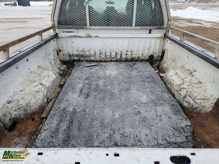 2013-ford-f350-image-16