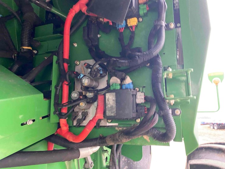 john-deere-s680-image-29