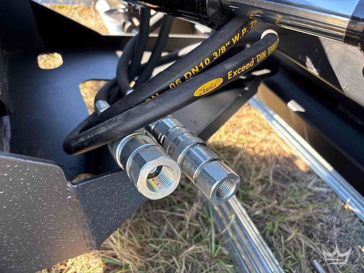 2025-pabreak-6-way-84in.-serrated-hydraulic-dozer-blade-skid-steer-attachment-image-6