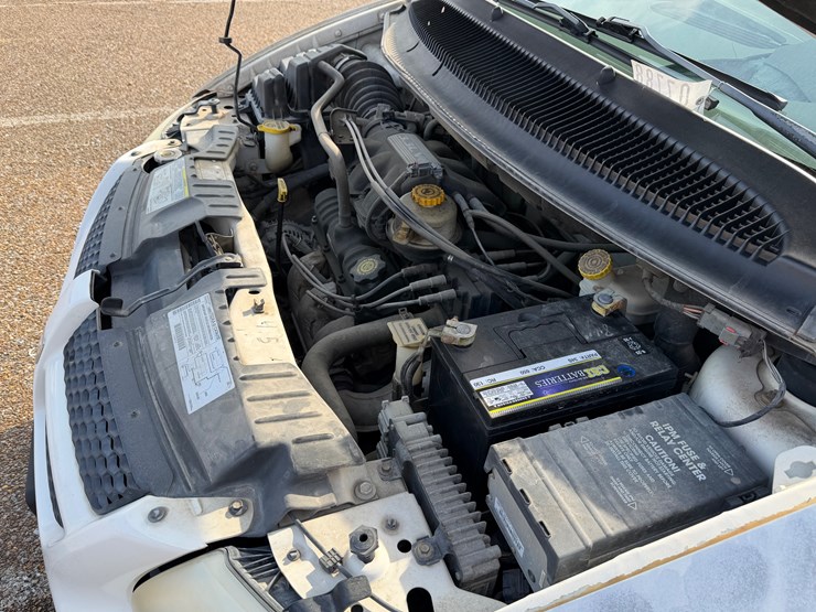 #7788-•-2003-dodge-minivan-image-20