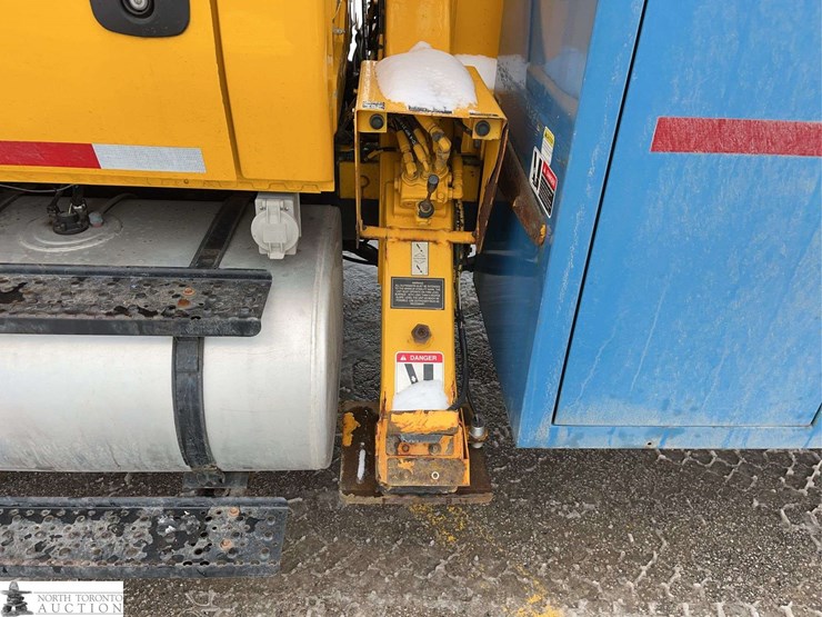 2010-international-durastar-4400-image-29