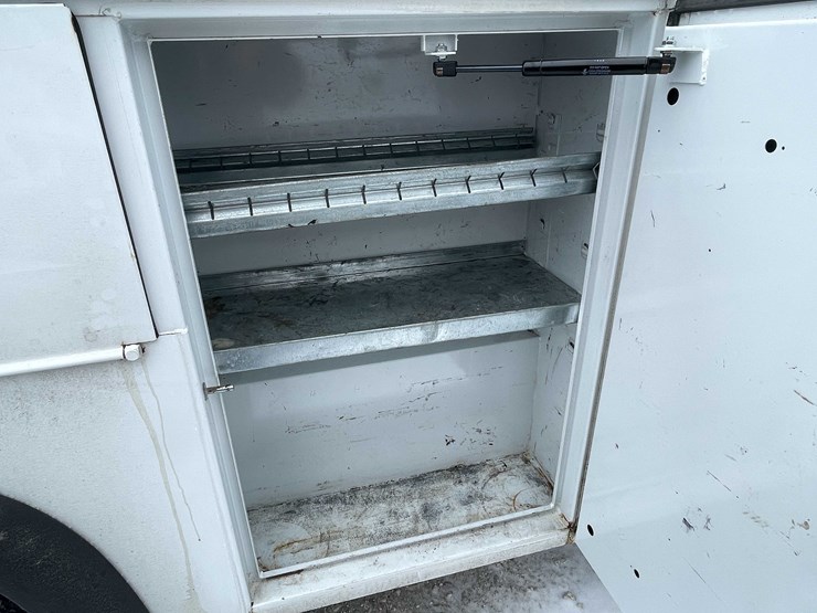 2017-chevrolet-2500-image-66