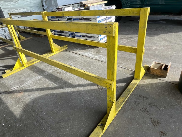 #2275-•-wooden-roof-entrance-safety-rail-image-2