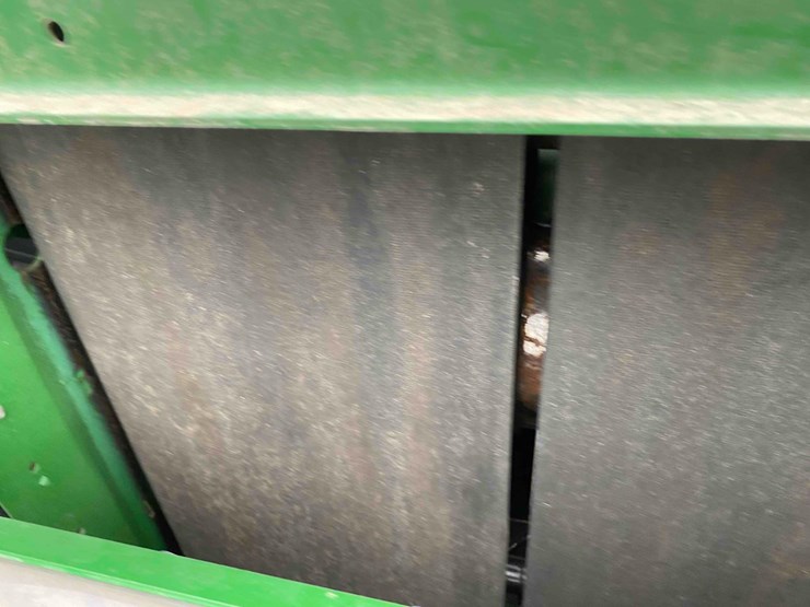 mchale-750-v6-round-baler,-image-41