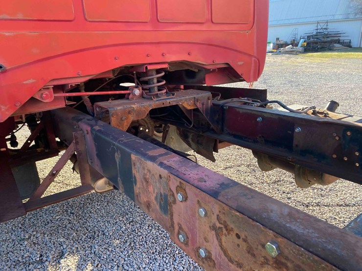 1970-international-2010a-fleetstar-firetruck-image-29