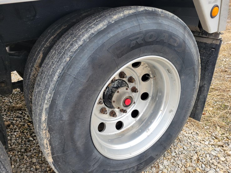 2001-wilson-hopper-bottom-image-16