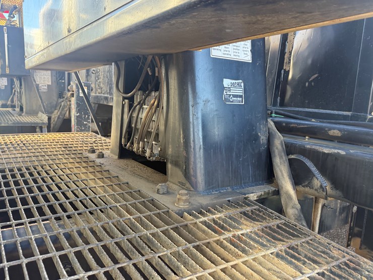 2012-international-durastar-4400-image-13