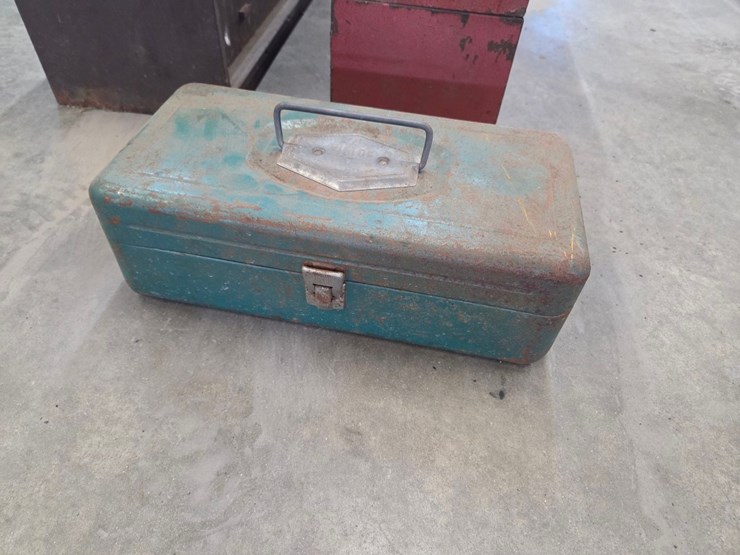 (3)-metal-tool-boxes-image-4