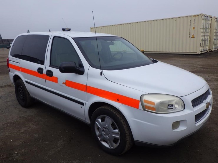 2008-chevrolet-uplander-image-2