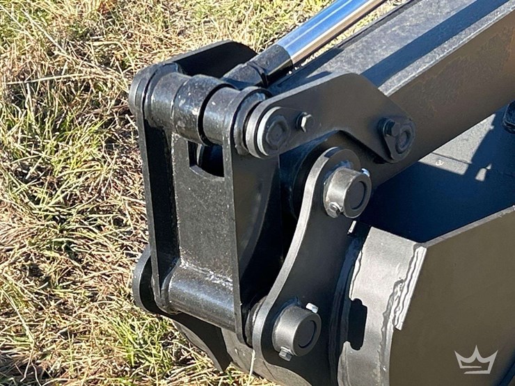 2025-pabreak-hydraulic-excavator-arm-with-tooth-bucket-skid-steer-attachment-image-8