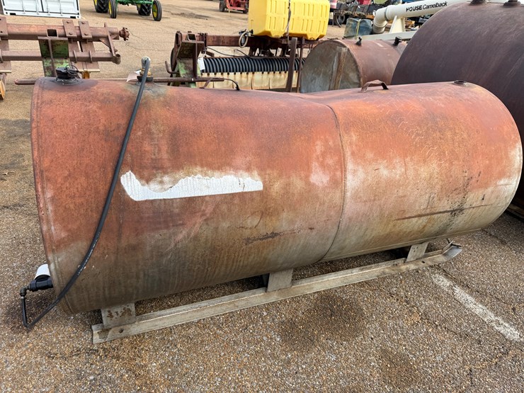 #7766-•-fuel-tank-image-3