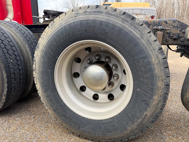 2007-kenworth-t600-image-22