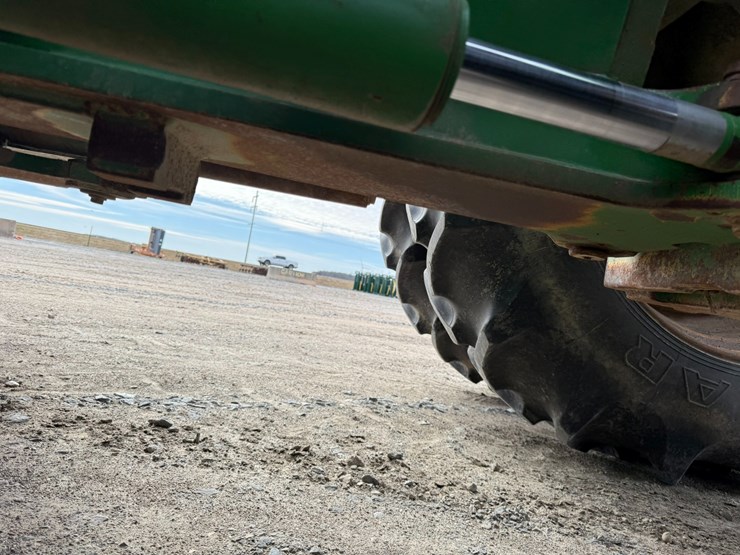 john-deere-9300-image-19