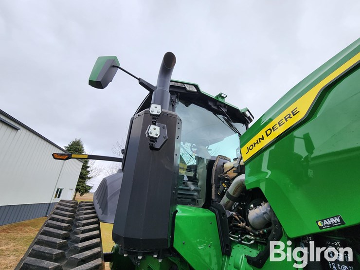 2022-john-deere-8rt-410-image-9