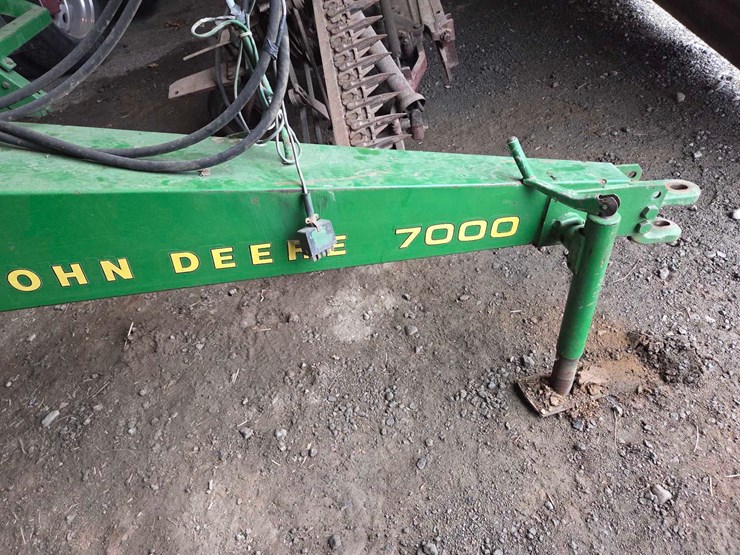 john-deere-7000-image-9