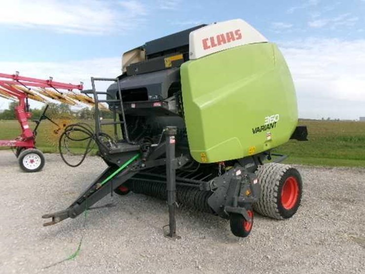 2014-claas-variant-360-image-1