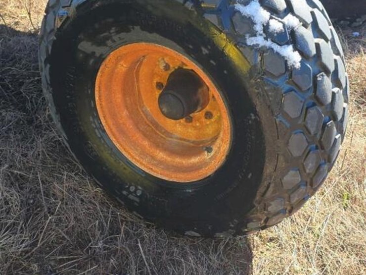 m-&-w-gravity-wagon-image-10