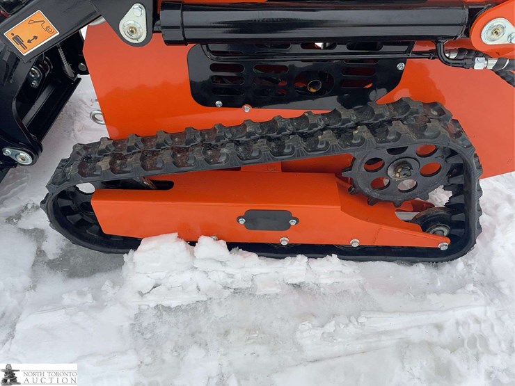 2026-unused-captok-ck36c-tracked-mini-skid-steer-image-16