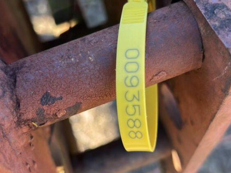 international-chisel-plow-image-9