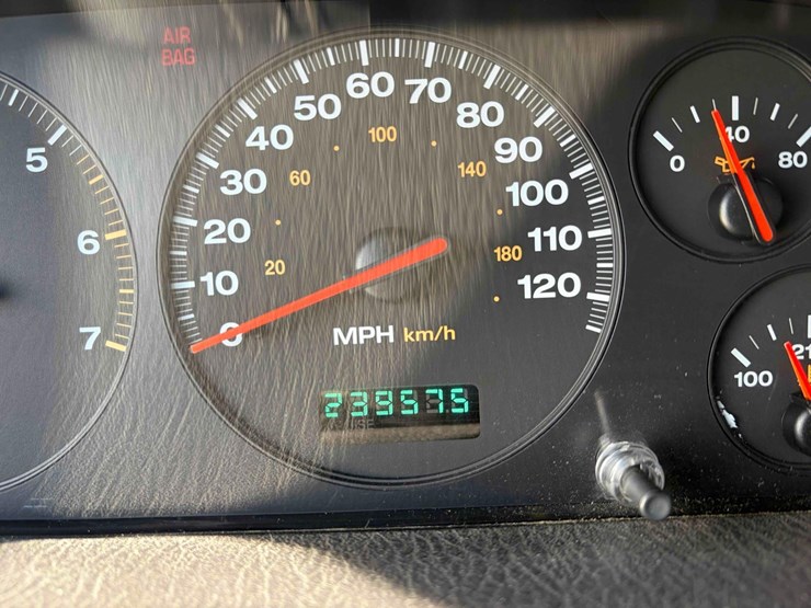 2000-jeep-grand-cherokee-image-17