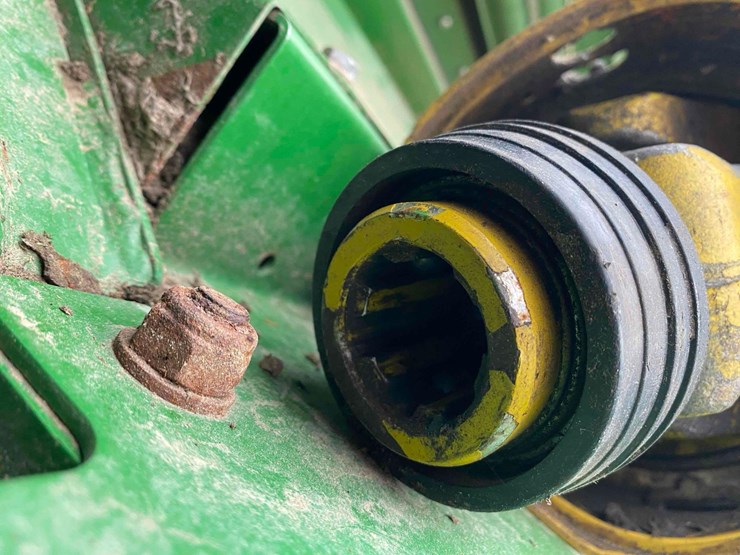 mchale-750-v6-round-baler,-image-47