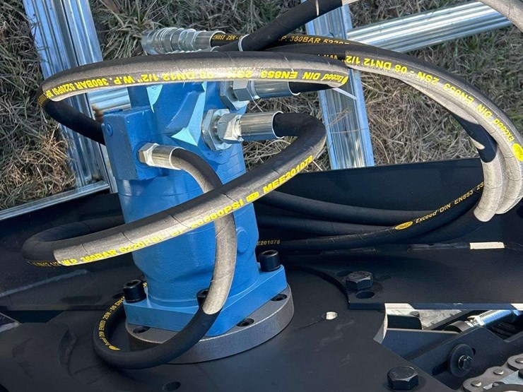 2025-hydraulic-trencher-skid-steer-attachment-image-8