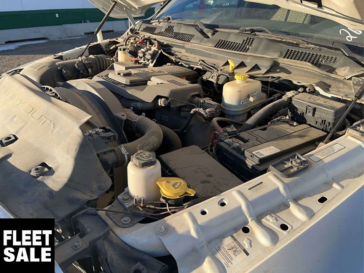 2014-ram-5500-4x4-s/a-bucket-truck-image-26