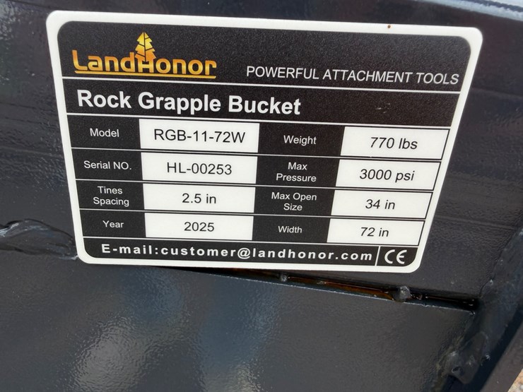 #7960-•-skid-steer-rock-bucket-with-grapple-image-2