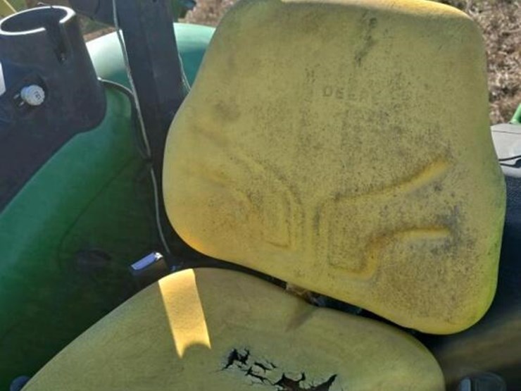 2016-john-deere-5075e-image-13