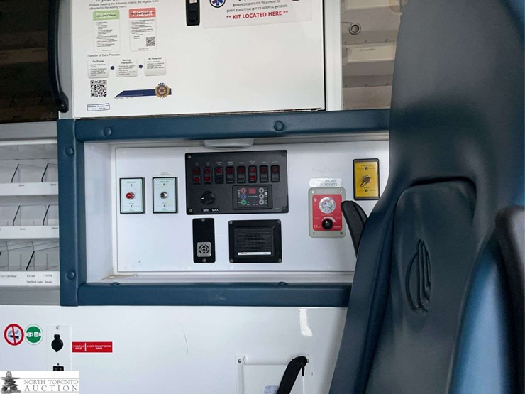 2016-chevrolet-express-g3500-image-29