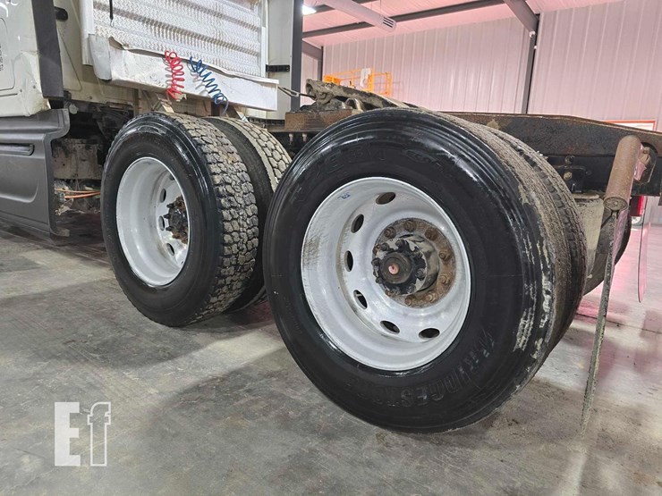 2012-international-prostar-image-33