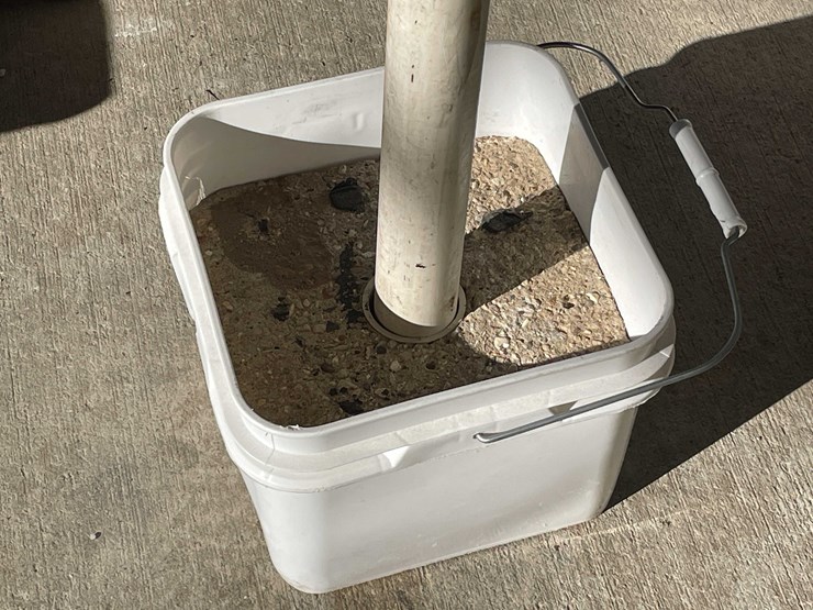 #2784-•-portable-safety-barrier-image-8