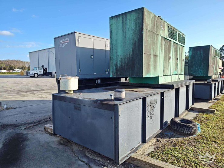 2009-cummins-dgfa-5764071-150kw-standby-generator-image-3