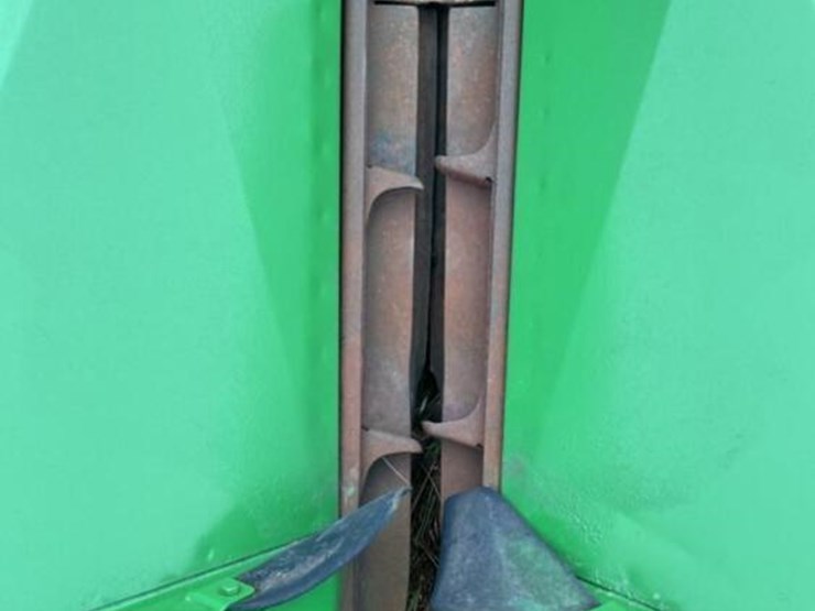 john-deere-444-image-4