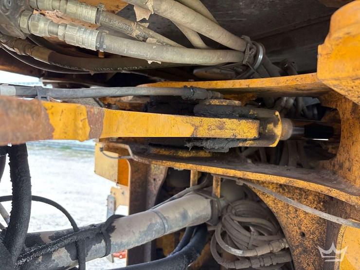 2020-volvo-l60h-image-18