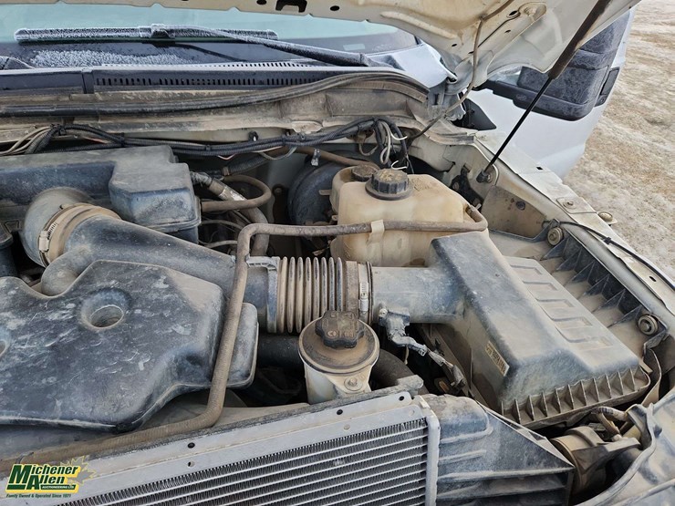 2013-ford-f350-image-32