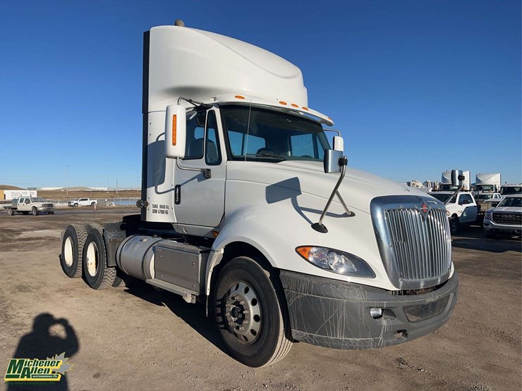 2017-international-prostar-image-2