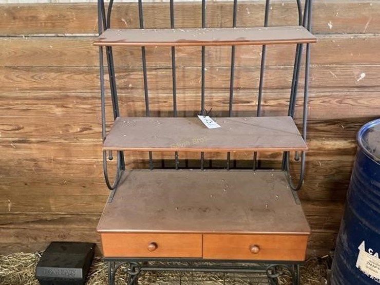 baker's-stand-image-3