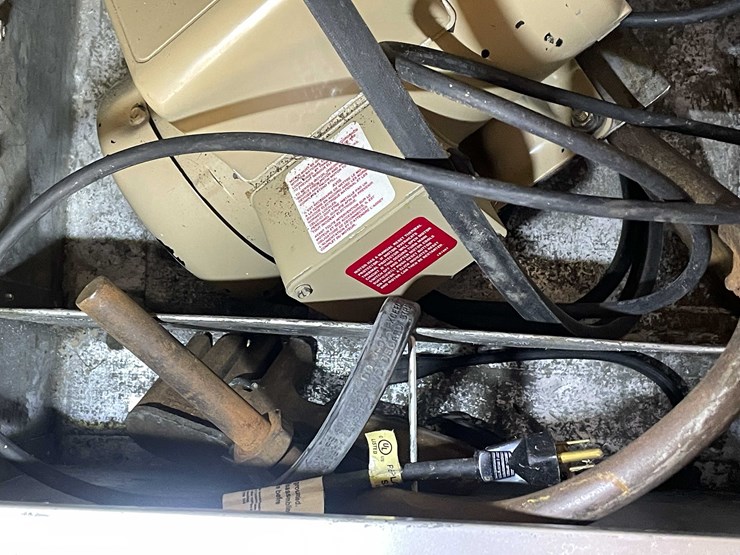 #2252-•-portable-conveyer-lift-image-29