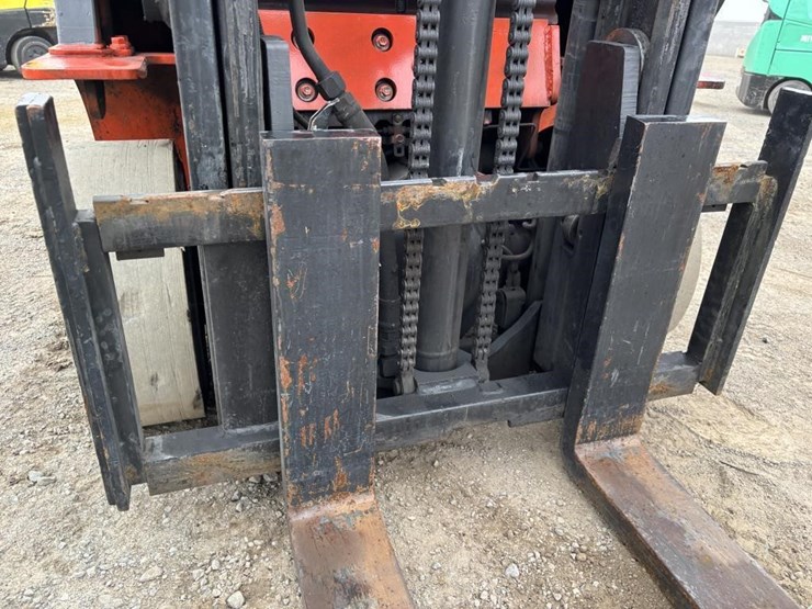 2006-toyota-7fgcu20-image-11