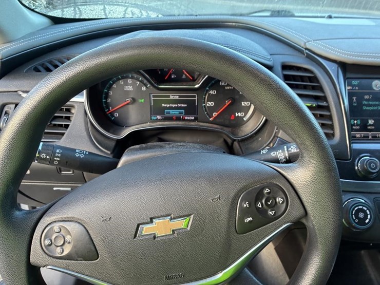 2019-chevrolet-impala-sedan-image-14