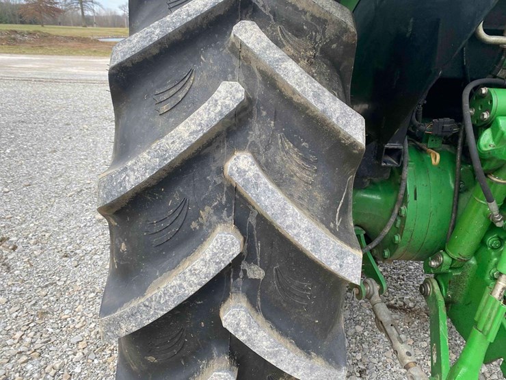 2013-john-deere-5085m-image-61