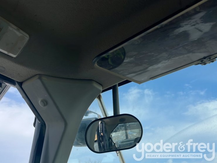 2017-komatsu-wa470-8-image-38