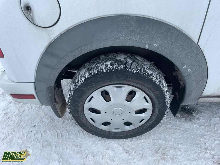 2011-ford-transit-connect-image-35