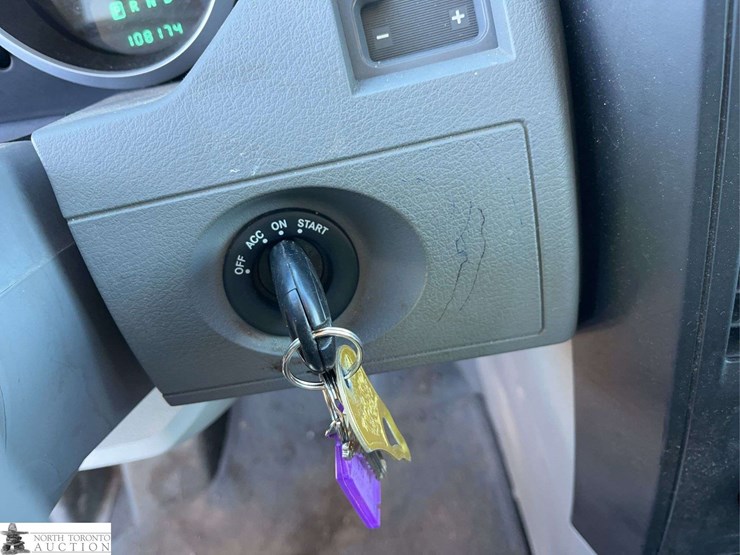 2008-dodge-grand-caravan-se-image-21