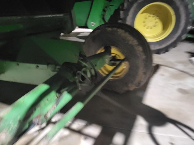 john-deere-4400-image-7